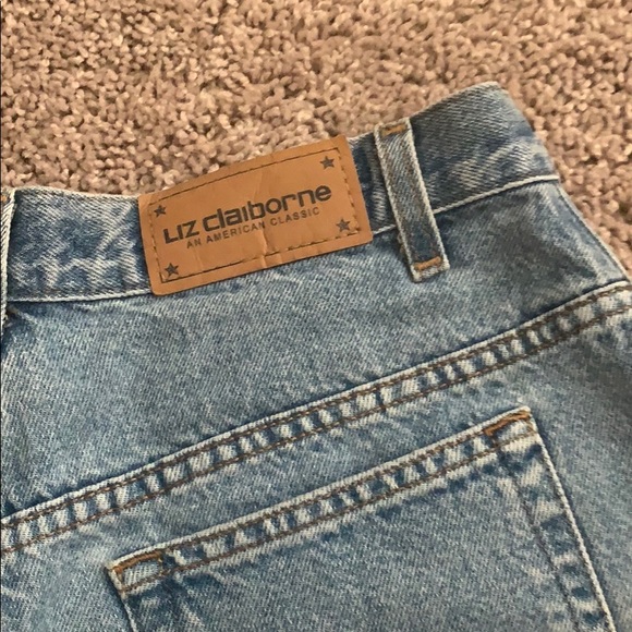 LIZ CLAIBORNE high waisted shorts - Picture 4 of 4